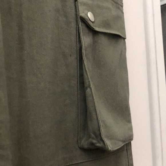 Like an Angel Cargo Pants - Picture 5 of 7